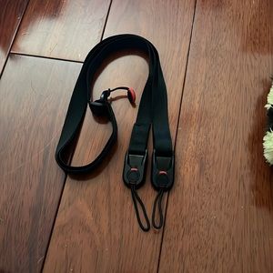 DSLR CAMERA STRAP! Brand new! Never been used before!